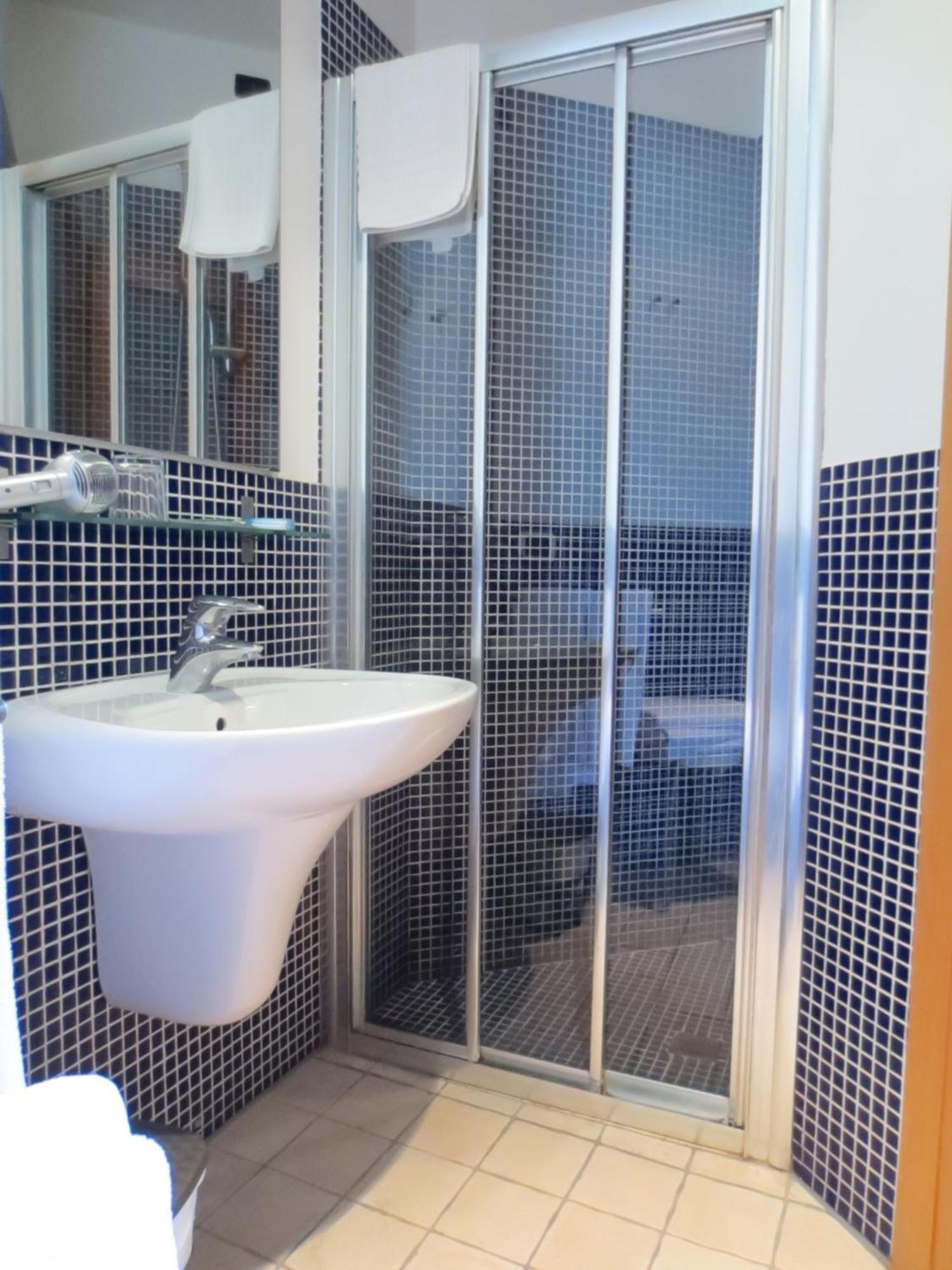 Hotel Etna Riccione Buitenkant foto