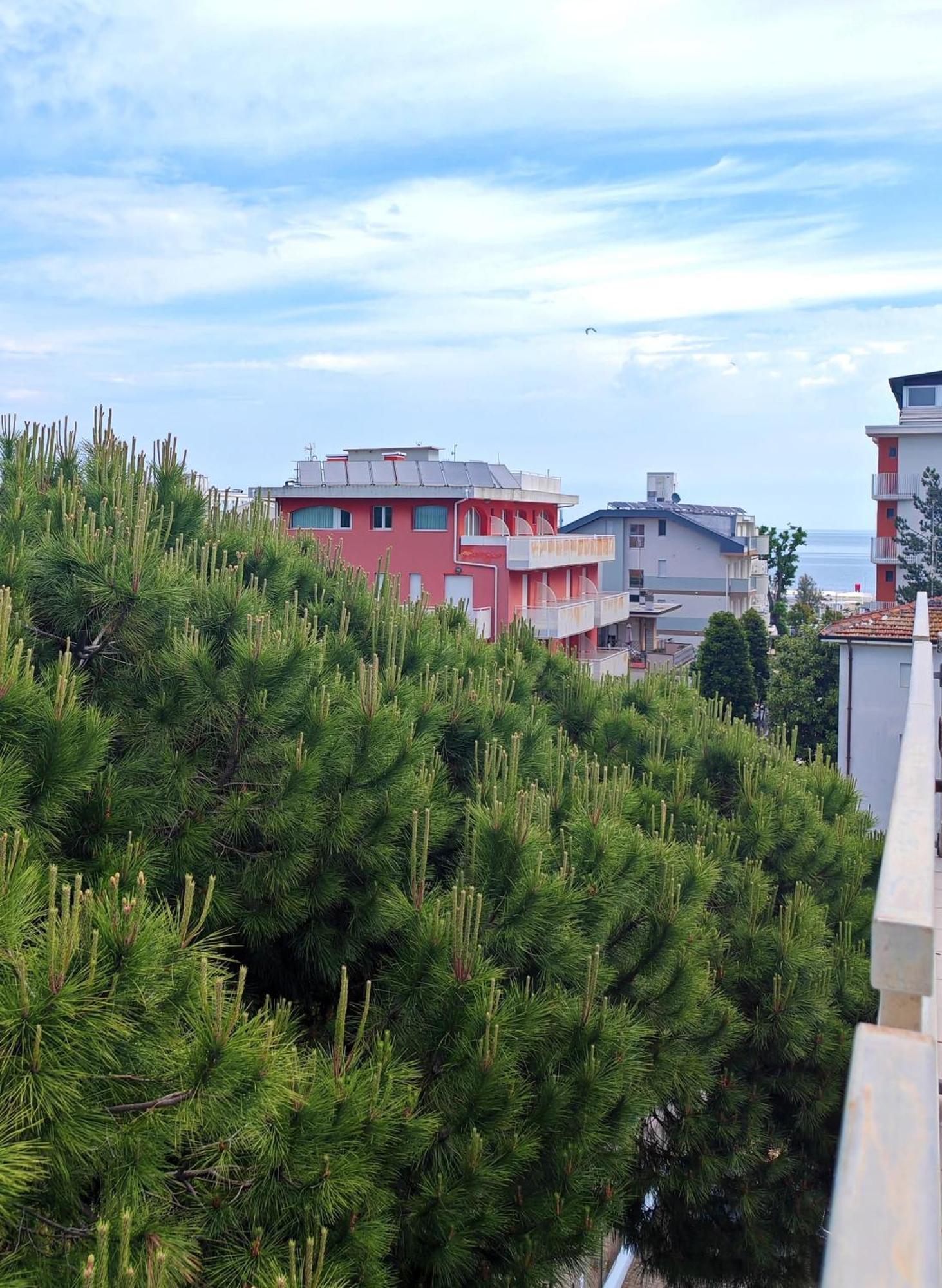 Hotel Etna Riccione Buitenkant foto